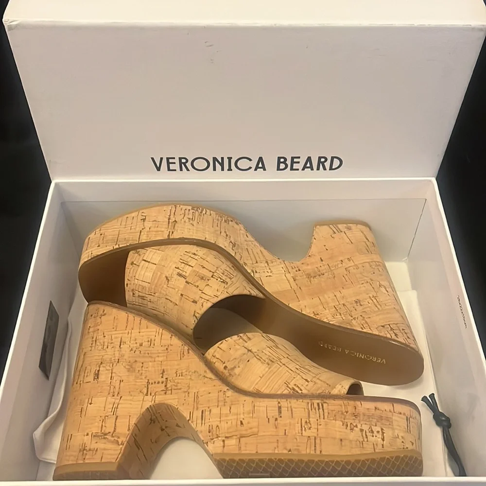 Veronica Beard Paulita Natural Cork Tan Platform Wedge Sandals New Size 9M